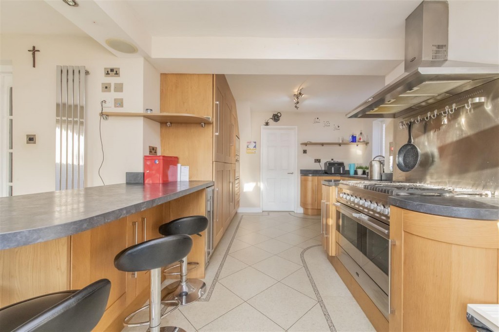 Images for St. Saviours Road, Kettering EAID:oscarjamesapi BID:2