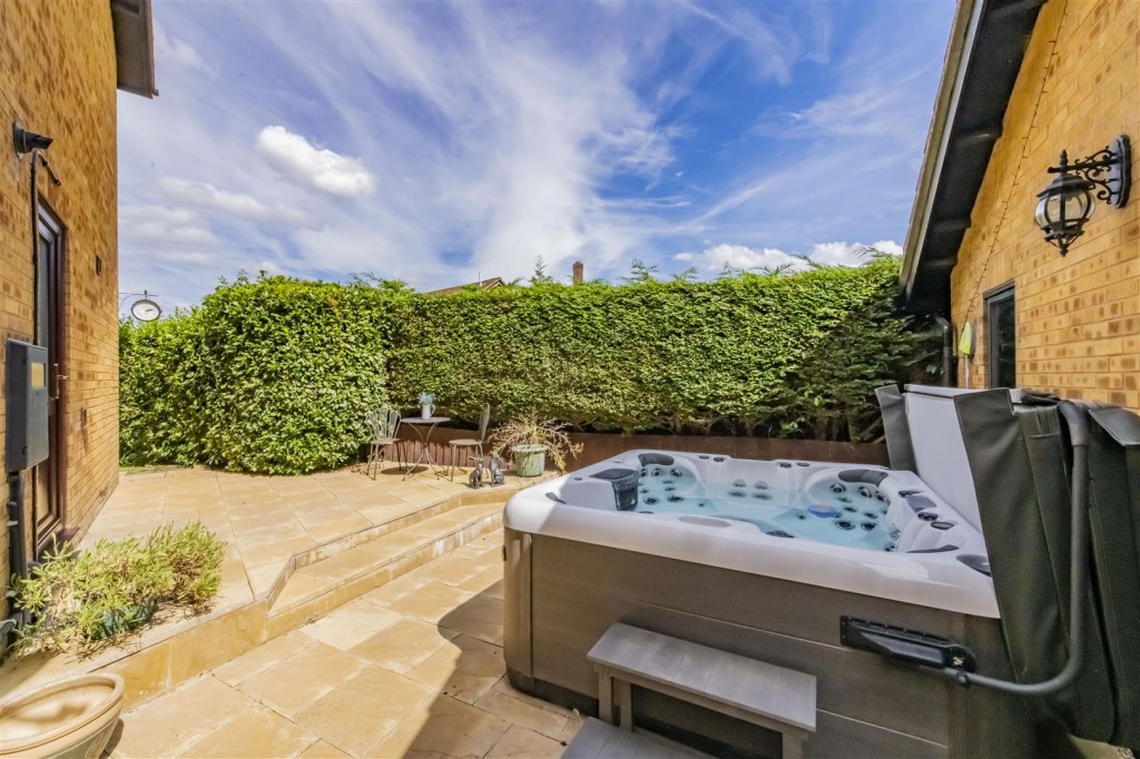 Images for Althorp Close, Wellingborough EAID:oscarjamesapi BID:6
