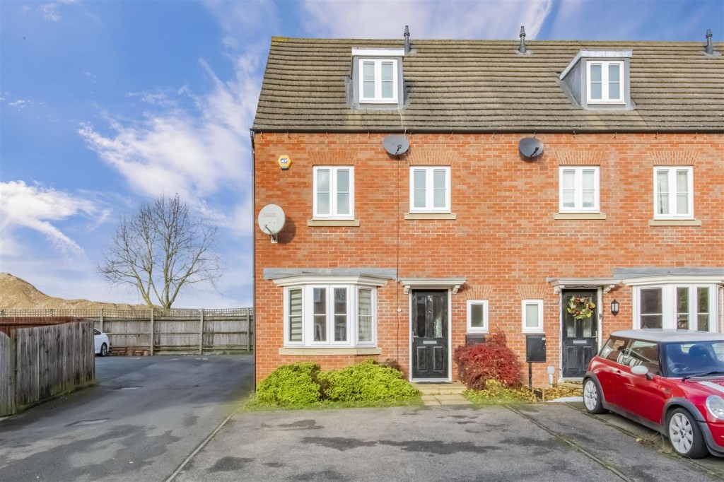 Images for Pascal Close, Corby EAID:oscarjamesapi BID:4