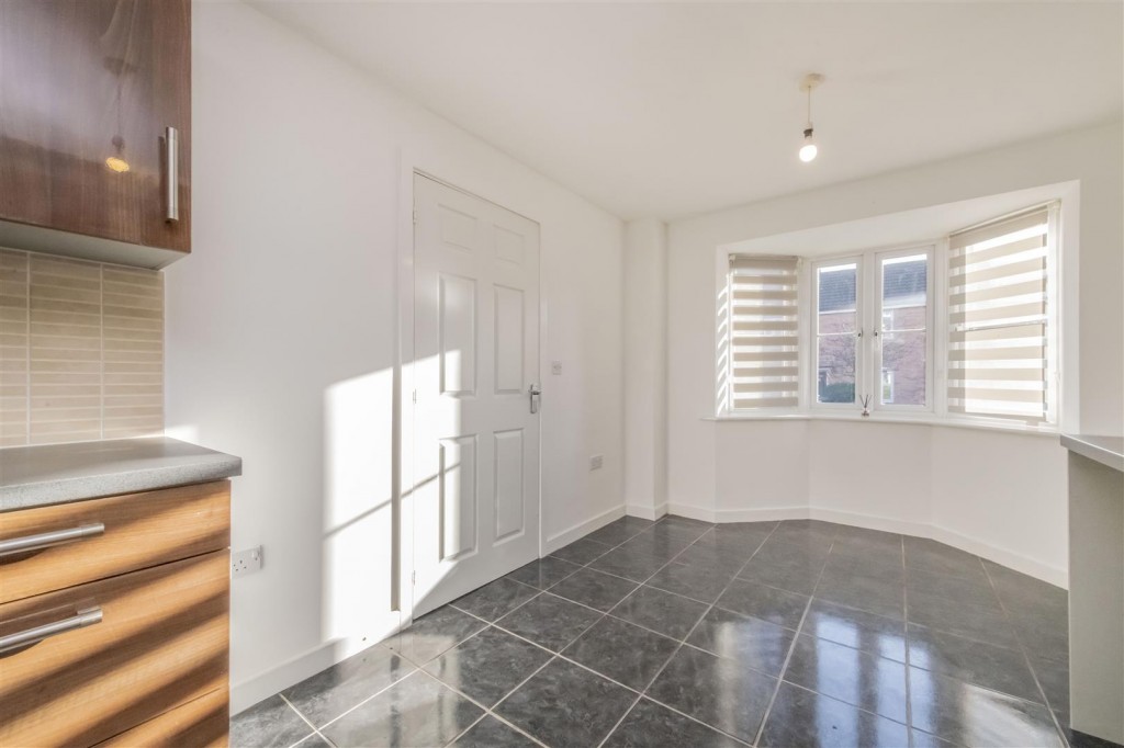 Images for Pascal Close, Corby EAID:oscarjamesapi BID:4