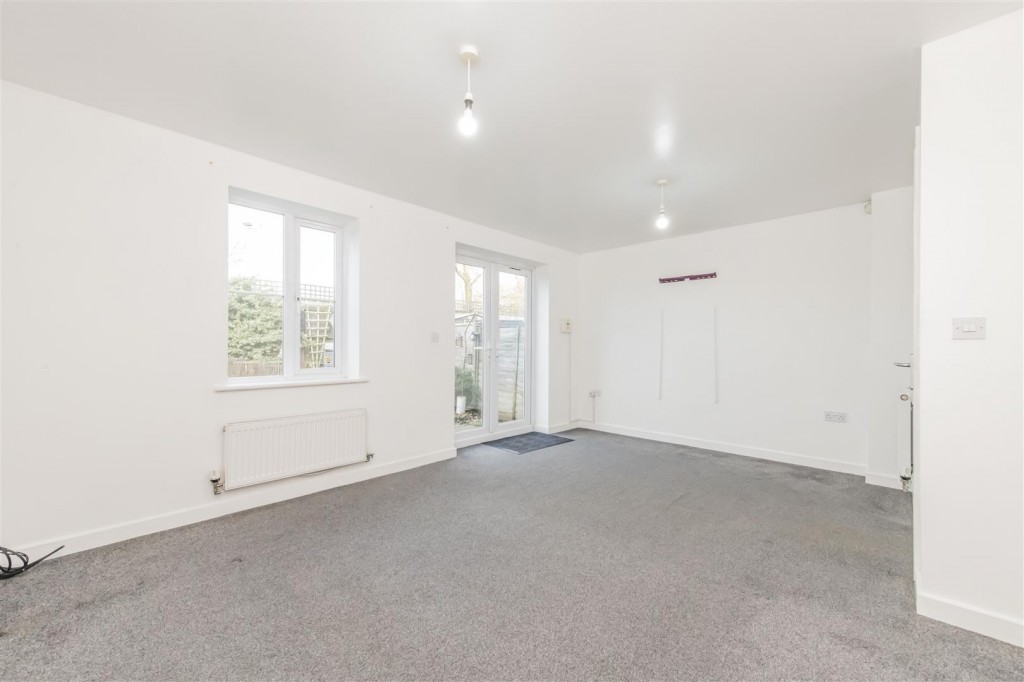 Images for Pascal Close, Corby EAID:oscarjamesapi BID:4