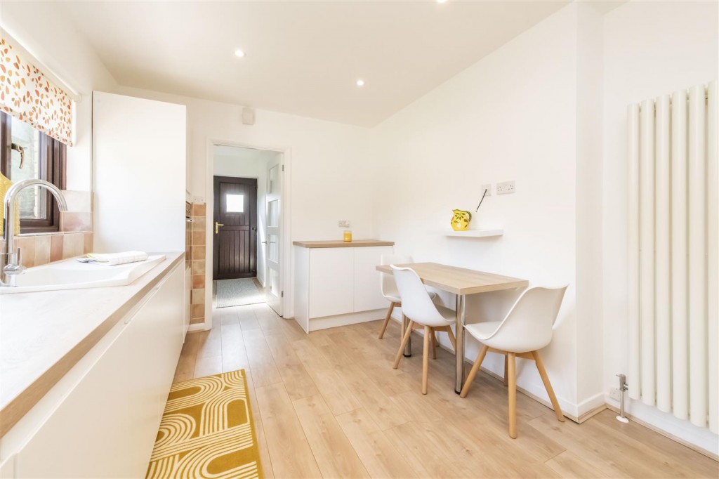 Images for Chapel Close, Great Addington EAID:oscarjamesapi BID:3