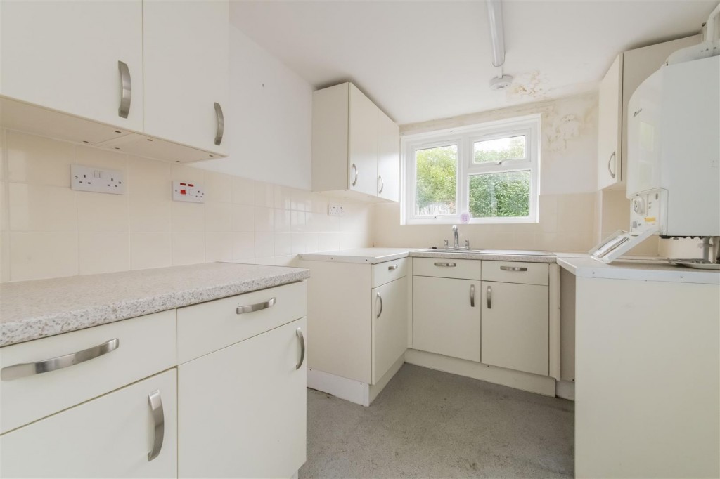 Images for Sandhill Road, Northampton EAID:oscarjamesapi BID:1