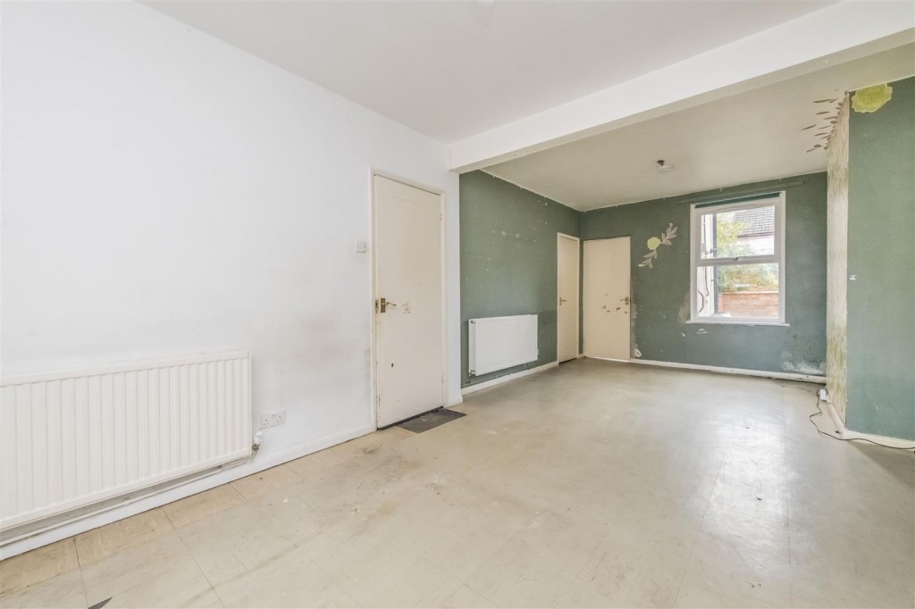 Images for Sandhill Road, Northampton EAID:oscarjamesapi BID:1