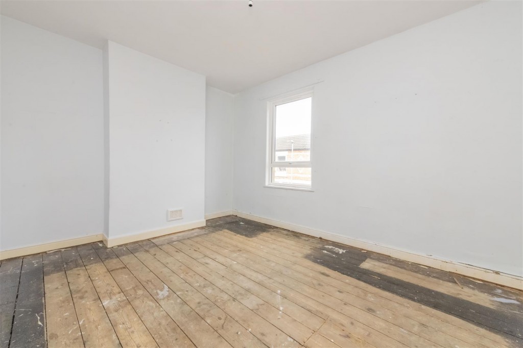 Images for Sandhill Road, Northampton EAID:oscarjamesapi BID:1