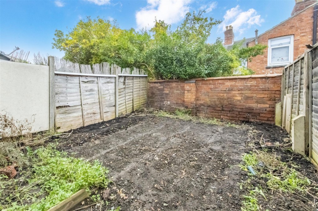 Images for Sandhill Road, Northampton EAID:oscarjamesapi BID:1