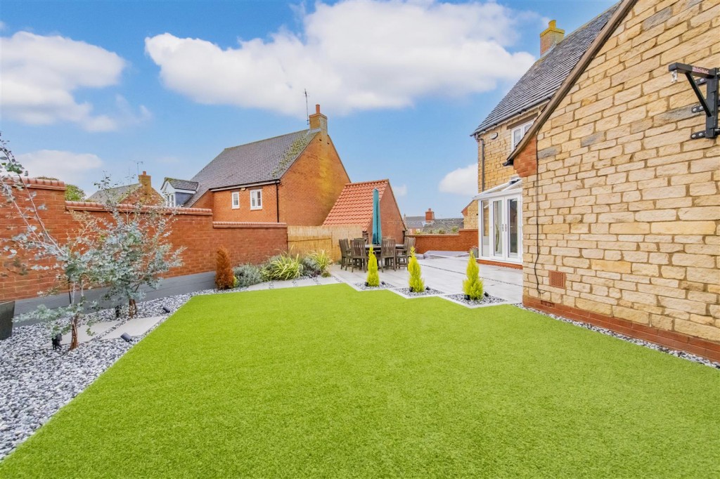 Images for Nethertown Way, Mawsley EAID:oscarjamesapi BID:2