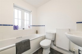 Images for Chalon Close, Wellingborough