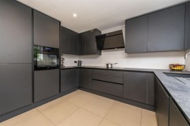 Images for Chalon Close, Wellingborough