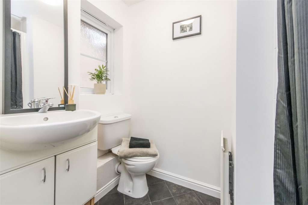 Images for Chalon Close, Wellingborough EAID:oscarjamesapi BID:6