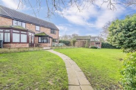 Images for Hill House Gardens, Stanwick, Wellingborough