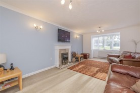 Images for Hill House Gardens, Stanwick, Wellingborough
