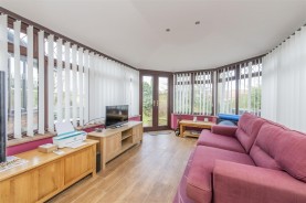 Images for Hill House Gardens, Stanwick, Wellingborough