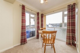 Images for Queensway, Burton Latimer