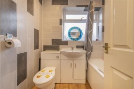 Images for Queensway, Burton Latimer