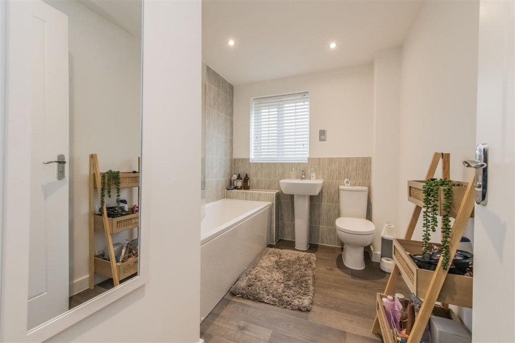 Images for Otter Street, Rothwell EAID:oscarjamesapi BID:2