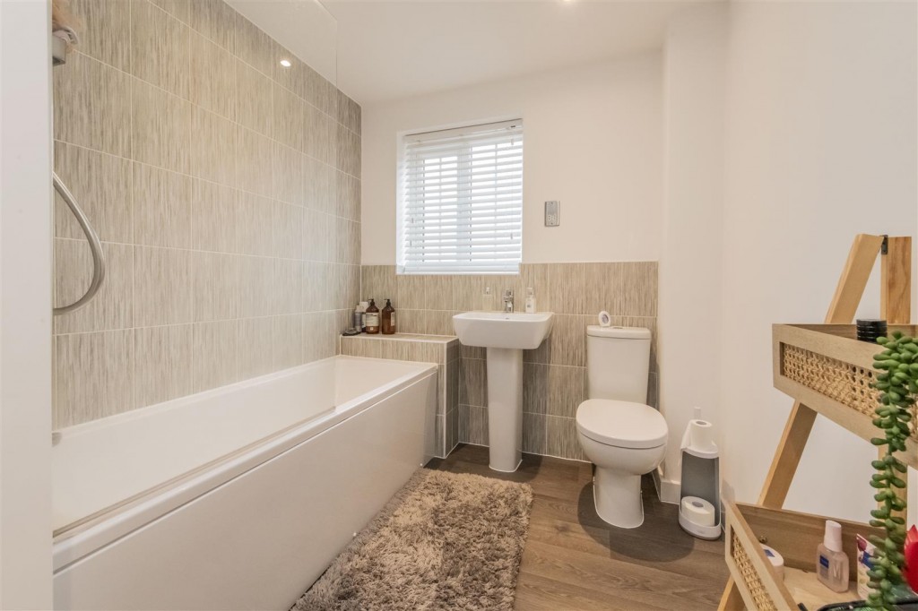 Images for Otter Street, Rothwell EAID:oscarjamesapi BID:2