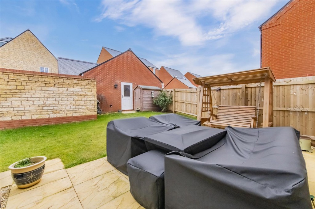 Images for Otter Street, Rothwell EAID:oscarjamesapi BID:2