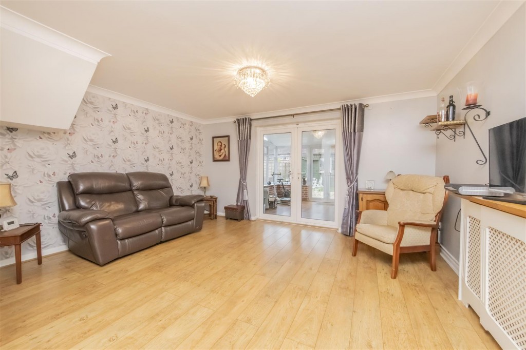 Images for Cromer Road, Finedon EAID:oscarjamesapi BID:3