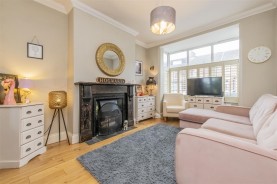 Images for Hawthorn Road, Kettering