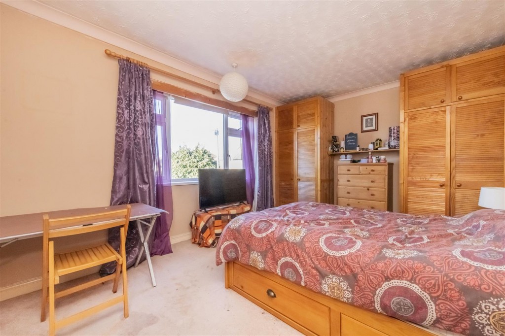 Images for Eady Road, Burton Latimer EAID:oscarjamesapi BID:3
