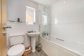 Images for Thatch Meadow Drive, Market Harborough