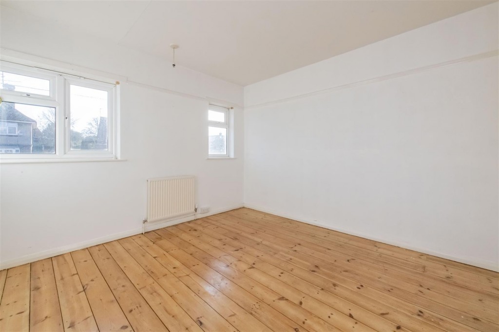 Images for Tollbar, Higham Ferrers, Rushden EAID:oscarjamesapi BID:6