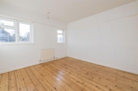 Images for Tollbar, Higham Ferrers, Rushden