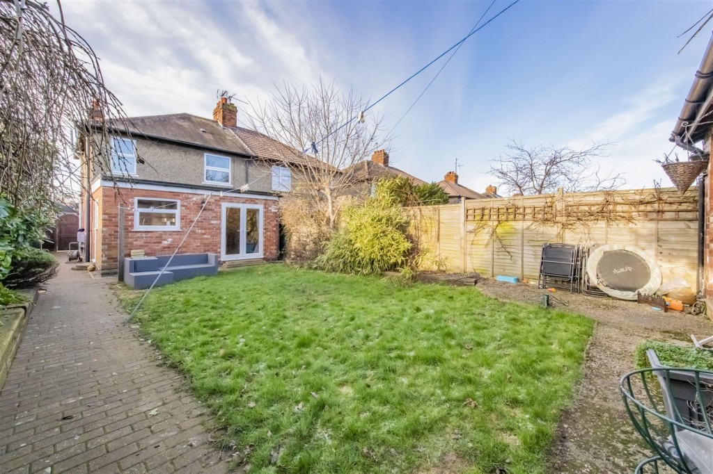 Images for Thrapston Road, Finedon EAID:oscarjamesapi BID:3