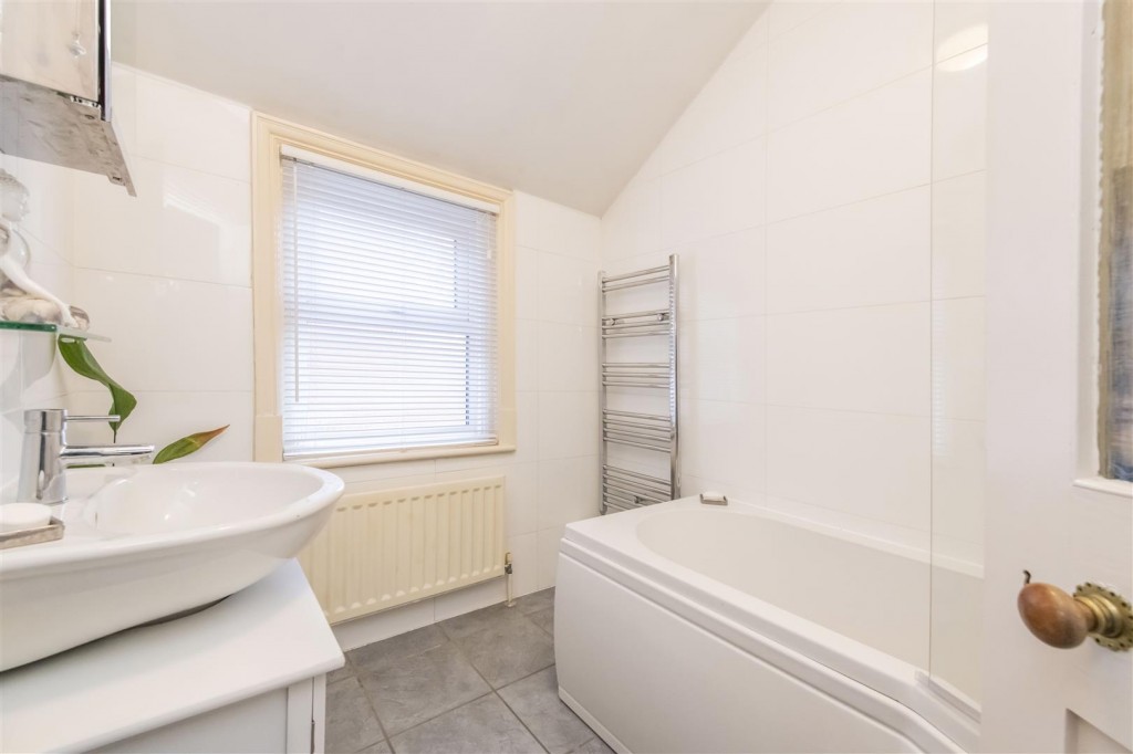Images for Castle Street, Wellingborough EAID:oscarjamesapi BID:6