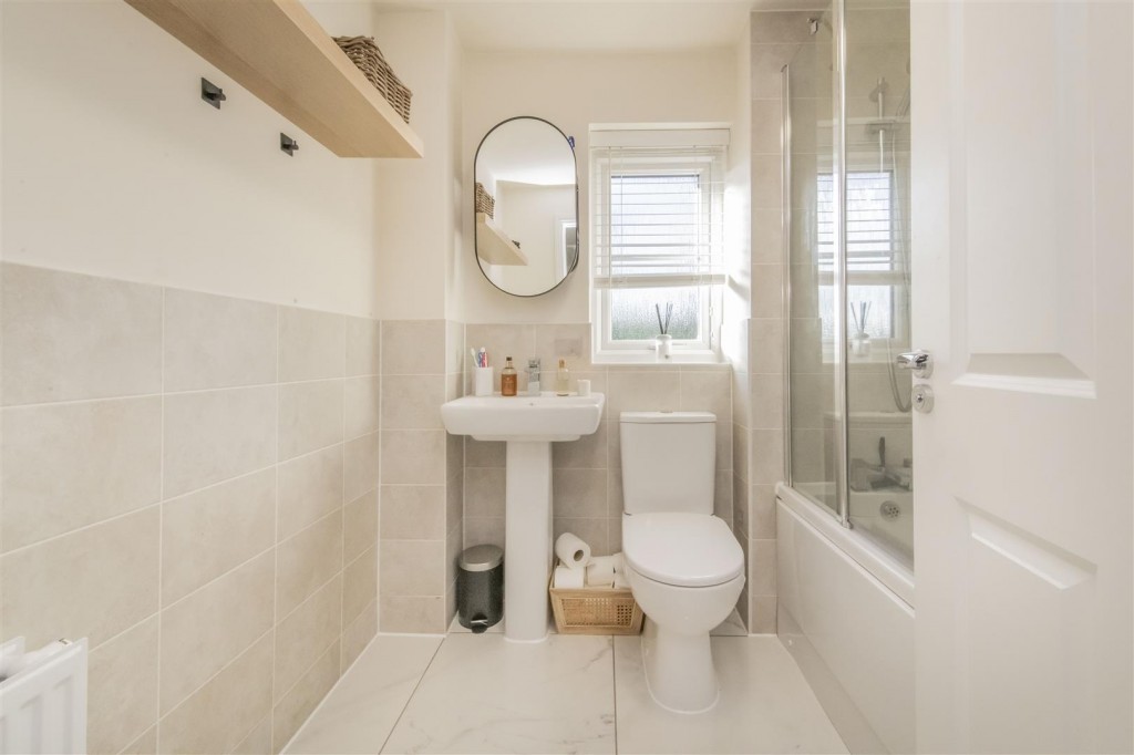 Images for Brockhall Crescent, Barton Seagrave EAID:oscarjamesapi BID:2