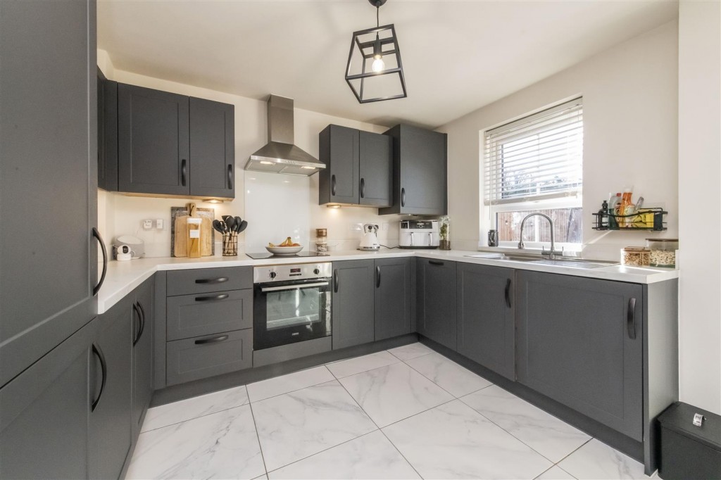 Images for Brockhall Crescent, Barton Seagrave EAID:oscarjamesapi BID:2