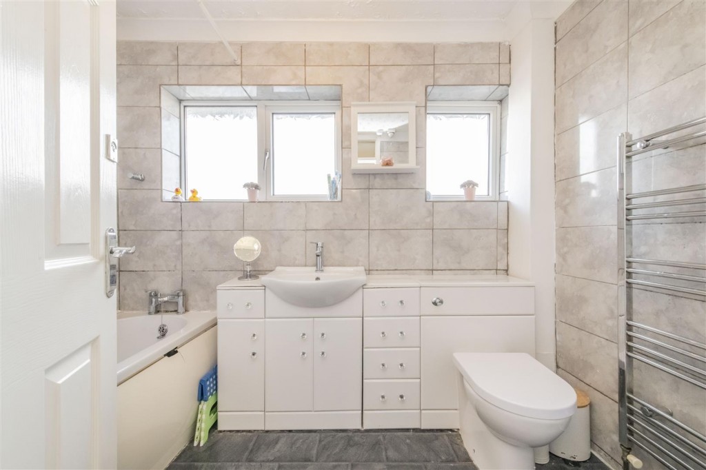 Images for Winthorpe Way, Corby EAID:oscarjamesapi BID:4