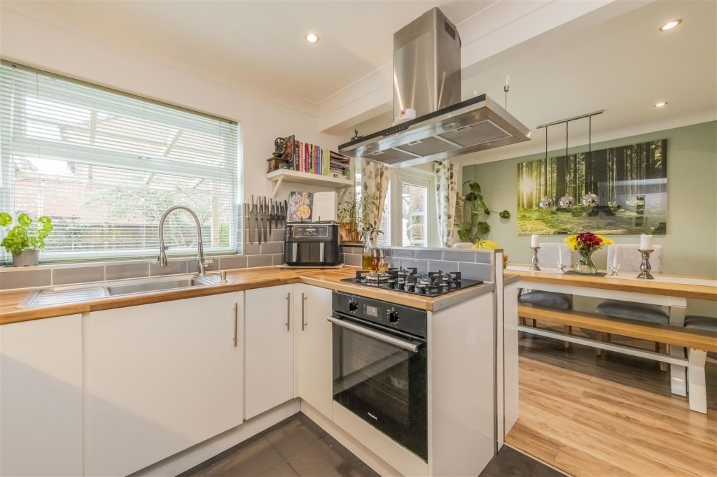 Images for Larchwood Close, Wellingborough EAID:oscarjamesapi BID:6