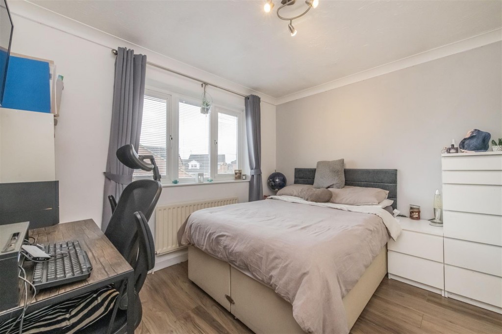 Images for Larchwood Close, Wellingborough EAID:oscarjamesapi BID:6