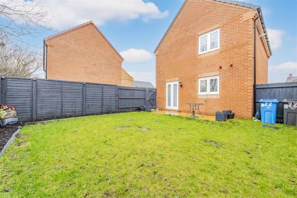 Images for Flinders Close, Oakley Vale, Corby EAID:oscarjamesapi BID:4