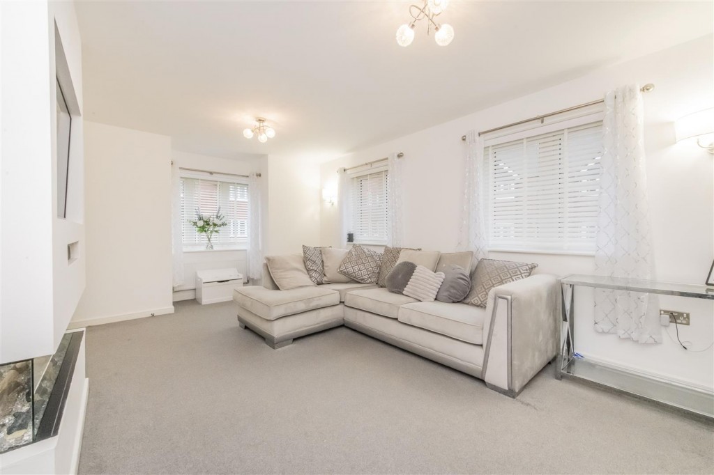 Images for Astwell Road, Stanton Cross, Wellingborough EAID:oscarjamesapi BID:6