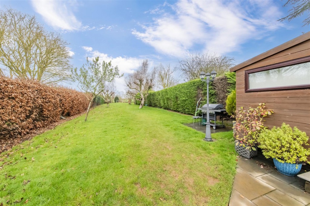 Images for Orlingbury Road, Isham EAID:oscarjamesapi BID:3