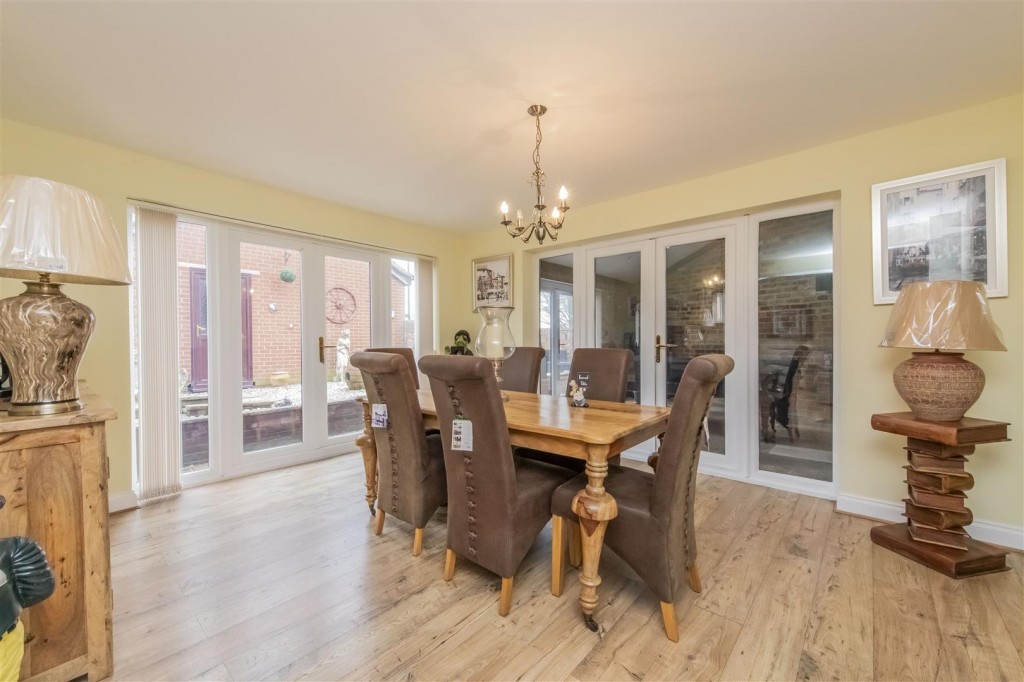 Images for Thomas Flawn Road, Irthlingborough, Wellingborough EAID:oscarjamesapi BID:6