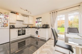 Images for Silverstone Road, Burton Latimer