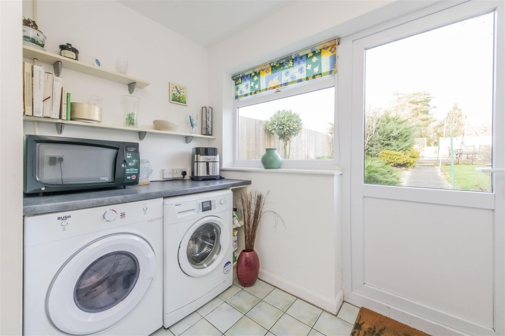 Images for Rosedale Avenue, Corby EAID:oscarjamesapi BID:4