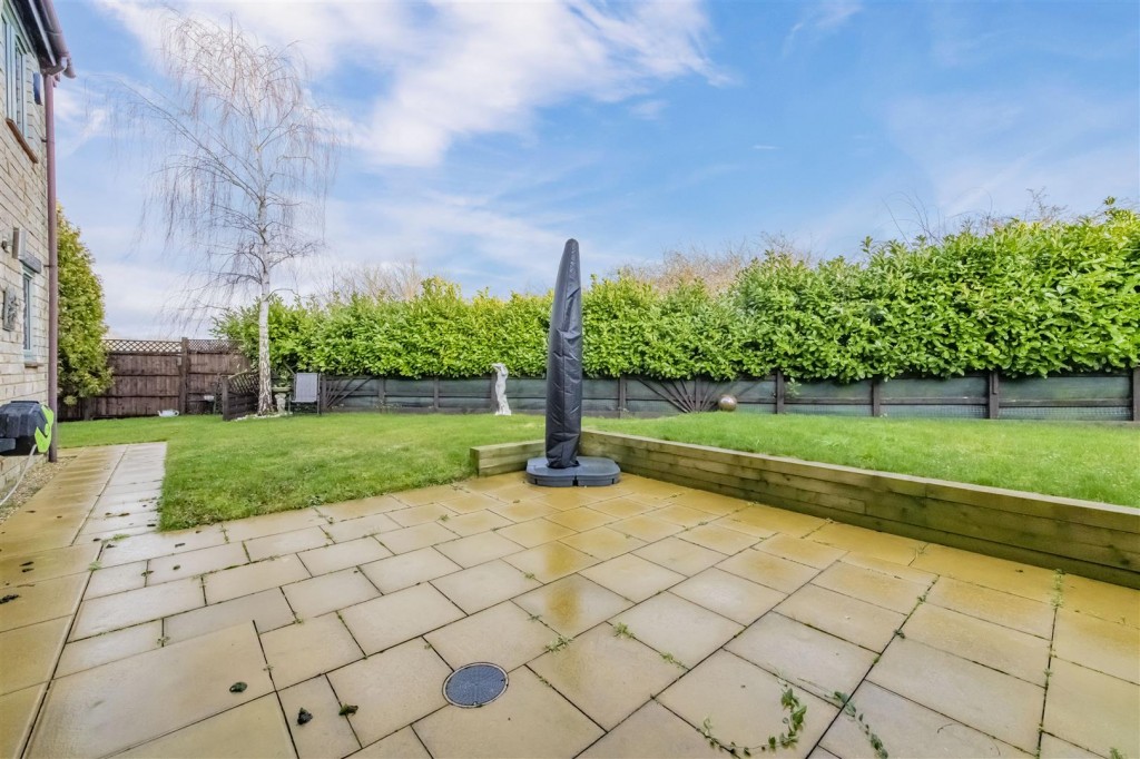 Images for Disbrowe Court, Chelveston EAID:oscarjamesapi BID:3