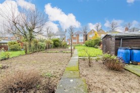 Images for Dunkirk Avenue, Desborough