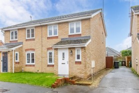 Images for Magpie Close, Corby