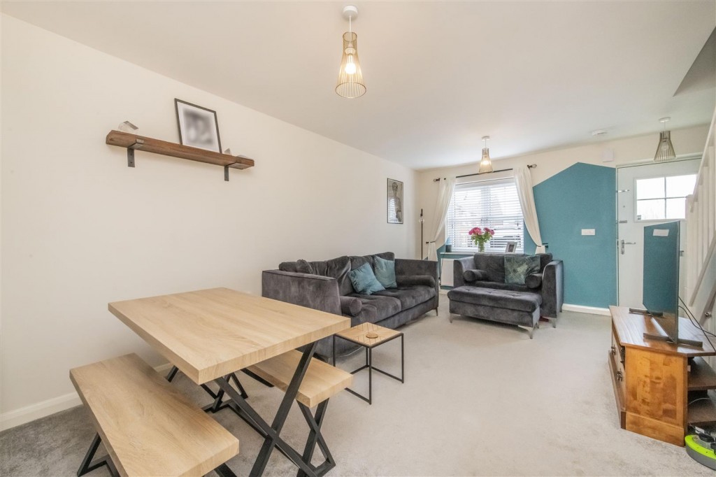 Images for Palmer Crescent, Burton Latimer EAID:oscarjamesapi BID:3