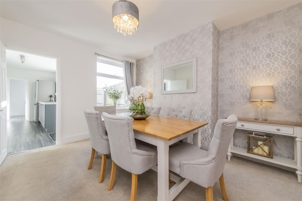 Images for Alexandra Street, Burton Latimer EAID:oscarjamesapi BID:3