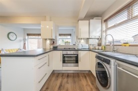 Images for Willow Road, Kettering