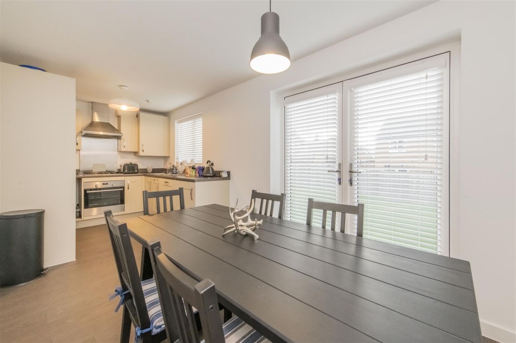 Images for Fortress Close, Weldon, Corby EAID:oscarjamesapi BID:4