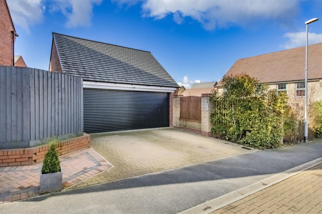 Images for Harrier Close, Weldon, Corby EAID:oscarjamesapi BID:4