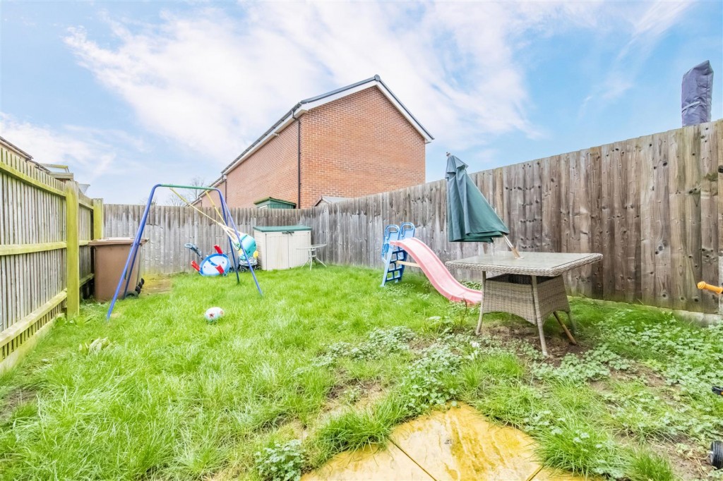 Images for Waterside Road, Wellingborough EAID:oscarjamesapi BID:6